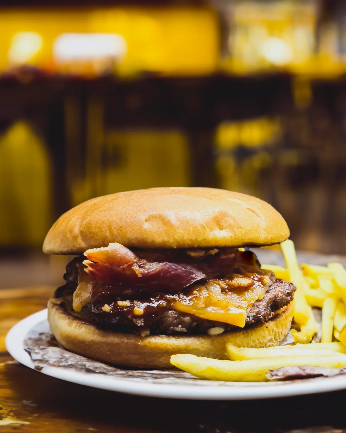 classic-burger.webp